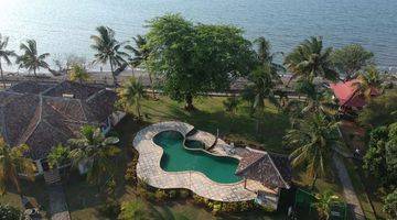 Gambar 3 1.7 hectare with 120 Meter wide beach front in prime location  in Lovina