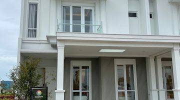 Gambar 2 RUMAH KEKINIAN SHOW UNIT PASADENA PARAMOUNT SERPONG 8x18