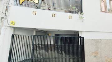 Gambar 2 Dijual Rumah Kemanggisan, Dalam Komplek, Shm, Semi Furnished