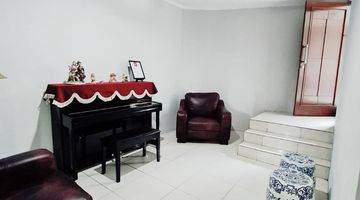 Gambar 5 Dijual Rumah Kemanggisan, Dalam Komplek, Shm, Semi Furnished