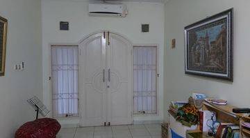 Gambar 1 Rumah Cantik