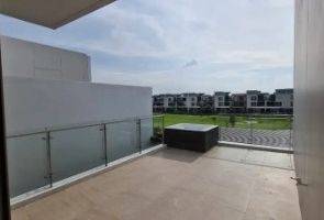 Gambar 5 DIJUAL Rumah MEWAH Marigold Golf Island uk 12x30 VIEW GOLF Ada SWIMMING POOL dan LIFT 25M NEGO!!