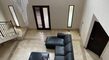 Gambar 3 For sale/dijual rumah 2 lantai furnished kerobokan denpasar bali