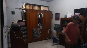 Gambar 2 Rumah siap huni jalan raya pekayon akses dalam komplek 