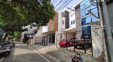 Gambar 1 Rumah Kost di Jalan Petojo Selatan 1, Jakarta Pusat