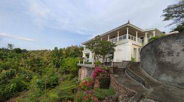 Gambar 3 Luxury villa colonial style full view laut abadi di pantai lovina singaraja