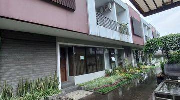 Gambar 4 Rumah maple Townhouse 3 Lantai di Sayap pasteur Bandung