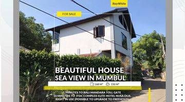 Gambar 1 Beautiful House Sea View in Mumble