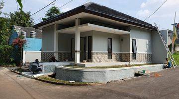 Gambar 1 Rumah cantik di Cinangka Depok