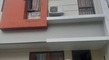 Gambar 1 Rumah Minimalis Bagus Dalam Cluster Di Graha Bintaro