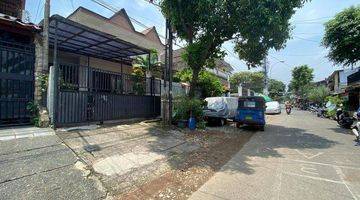 Gambar 3 Tebet, Rumah Hitung Tanah, Akses Jalan 3 Mobil