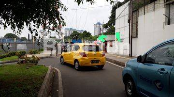 Gambar 1 RUMAH DI BENHIL JAKARTA PUSAT