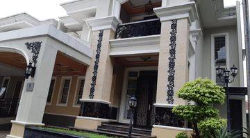 Gambar 1 emerald mansion