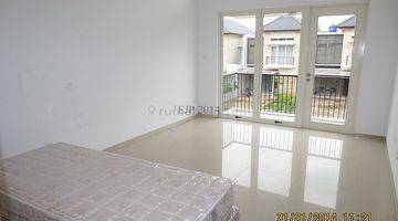 Gambar 3 Rumah Townhouse Minimalis Semifurnish