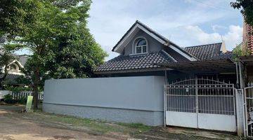 Gambar 2 Turun Harga ! Rumah Hoek Anggrek Loka (DV)