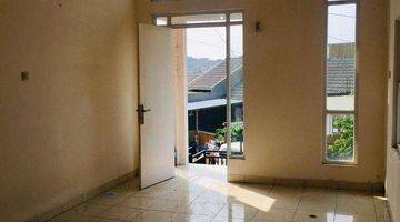 Gambar 1 Rumah 2 Lantai Bagus Unfurnished SHM di Jatihandap, Bandung