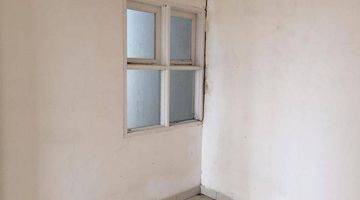 Gambar 4 Rumah 2 Lantai Bagus Unfurnished SHM di Jatihandap, Bandung