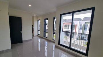 Gambar 1 Rumah Cantik 2 Lantai | Huk | View Kolam | Boleh Beli Satu |