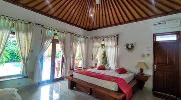 Gambar 5 A STUNNING VILLA LOCATED IN THE HEART OF KALIBUKBUK LOVINA