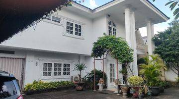 Gambar 1 Rumah 2 Lantai ,lokasi Ok Dan Primer Semi Furnished di Rawamangun