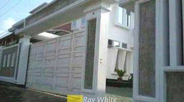 Gambar 4 RUMAH MEWAH KEMILING