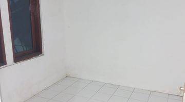 Gambar 2 UNIT jual segera RUMAH DI KOMPLEK  