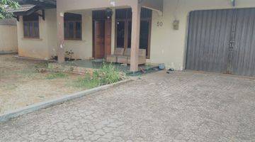 Gambar 3 Rumah di Komplek Deplu Tangerang