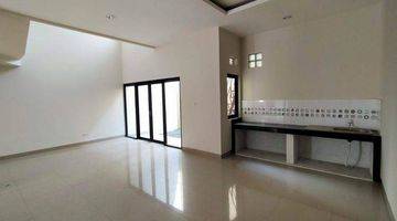 Gambar 1 Rumah 2 Lantai Bagus Unfurnished SHM di Moch Toha, Bandung