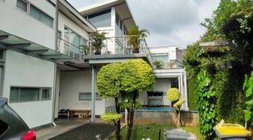 Gambar 1 Rumah Industrial Style ada Swimming Pool dekat Permata Bintaro Jaya Sektor 9  ( ANZ)