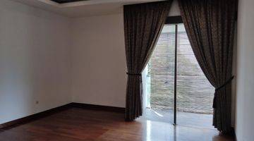 Gambar 5 TOWN HOUSE MEWAH & BESAR  KEMANG HARGA TERBAIK (FF)