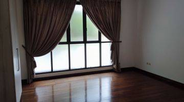 Gambar 3 TOWN HOUSE MEWAH & BESAR  KEMANG HARGA TERBAIK (FF)