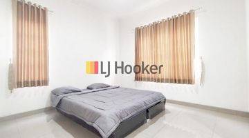 Gambar 1 RUMAH HOOK DI OMAHA VILLAGE GADING SERPONG JAKARTA BARAT