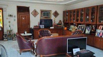 Gambar 2 Dijual Cpt Rumah  Dikawasan Pusat Bisnis Tebet Timur Raya lokasi sangat strategis sangat cocok buat usaha maupun Kantor . karena sekitarnya sdh banyak  Resto dan Perkantoran .jual dibawah Harga pasar .