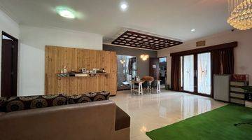 Gambar 4 Rumah 2 Lantai Bagus Semi Furnished Sertifikat Hak Milik