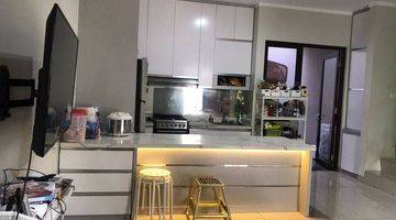 Gambar 2 Dijual Rumah Cantik,gandeng 2unit Burgundy Residence