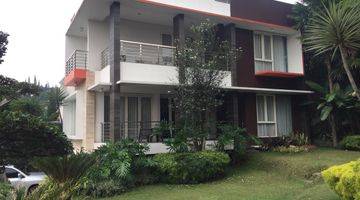 Gambar 1 Rumah Lux 3 Lantai Full Furnished di Dago Resort