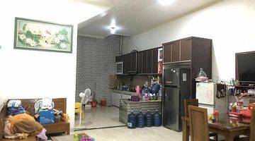 Gambar 5 Rumah Second Semi Furnished Minimalis Duri Kepa