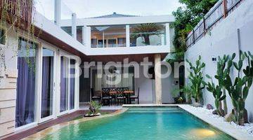 Gambar 1 VILLA MEWAH JALAN PADMA LEGIAN