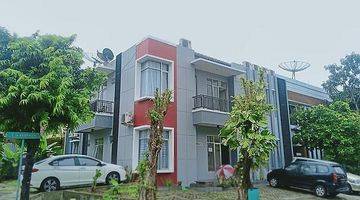 Gambar 1 Disewakan Mess Karyawan 2 LT, Hoek di Lippo Cikarang. Kost Exclusive 13 Kamar Full Furnished.