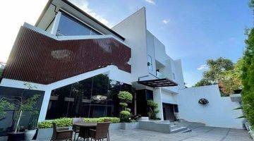 Gambar 1 Tebet Barat, Luxurious Modern House, Private Swimming Pool