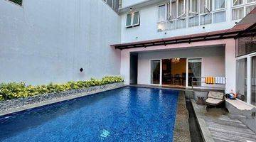 Gambar 3 Tebet Barat, Luxurious Modern House, Private Swimming Pool