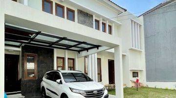 Gambar 1 RUMAH DIJUAL CILANDAK ~ LT/LB 164/190 ~ MODERN MINIMALIST TOWN HOUSE ~ STRATEGIS 