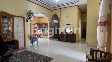 Gambar 3 BERNUANSA VILA: NYAMAN, AMAN DAN FULL FURNISHED