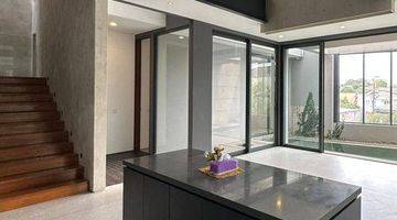 Gambar 5 Rumah Strategis Luxurious Modern Private Townhouse di Kemang