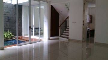 Gambar 1 Beautiful house in the prime area of Kemang ready to