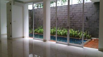 Gambar 2 Beautiful house in the prime area of Kemang ready to