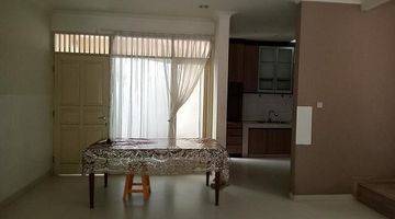 Gambar 2 Rumah cantik minimalis LT 197/LB 170, Cideng Timur, Jakarta