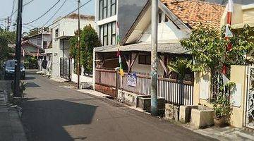 Gambar 1 Rumah Lama Hitung Tanah. Pulomas