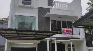 Gambar 1 dijual  cepat rumah minimalis di andara  ada pool 