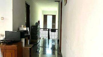 Gambar 4 Dijual rumah kos-kosan di Pejaten Barat